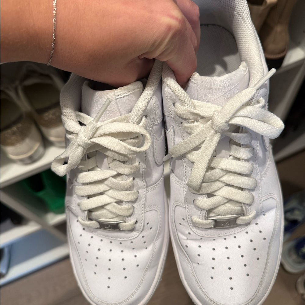 lightly worn air forces